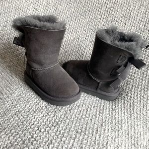 Bailey Bow Uggs